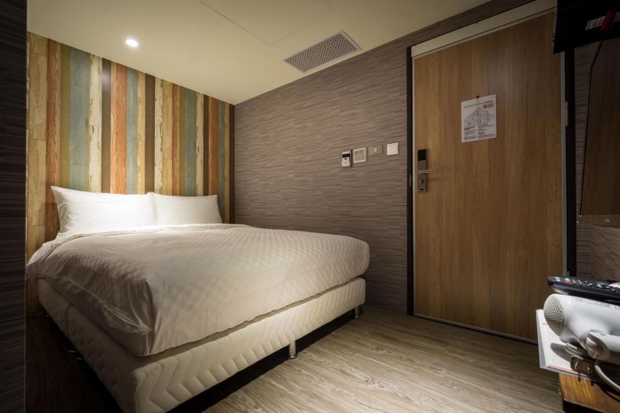 The Cole Hotel Taipei Exterior photo